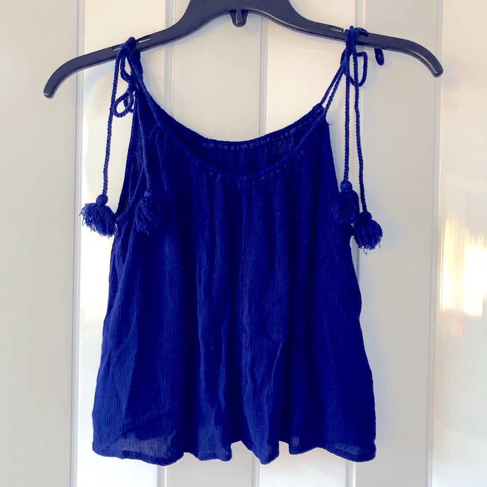 Loose crop top